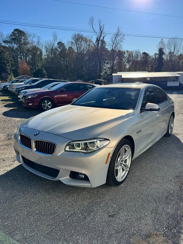 2016 BMW 5 Series 550i's photo