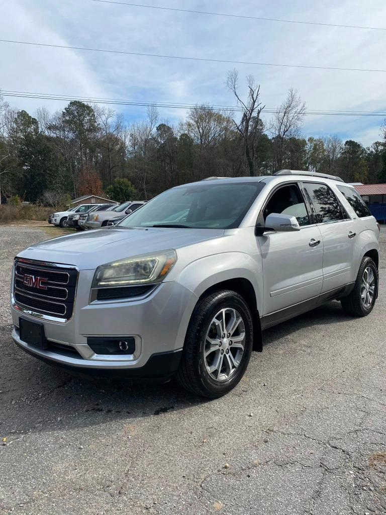 2016 GMC Acadia SLT-2's photo