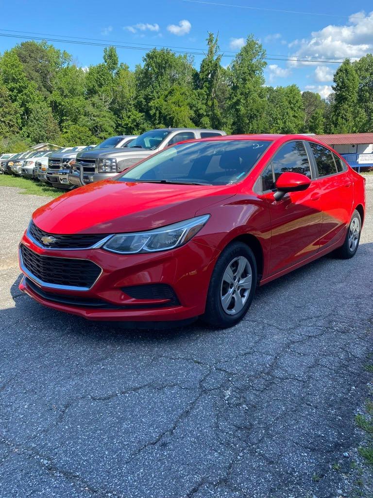 2018 Chevrolet Cruze LS Auto's photo