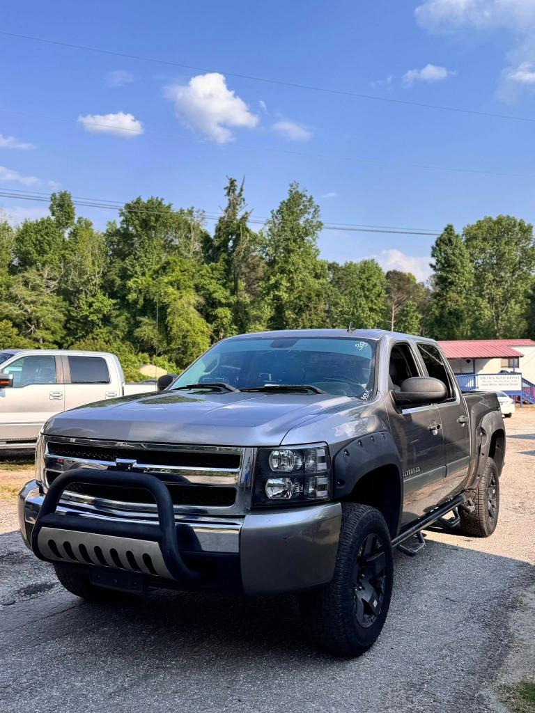 2008 Chevrolet Silverado 1500 LS Crew Cab's photo